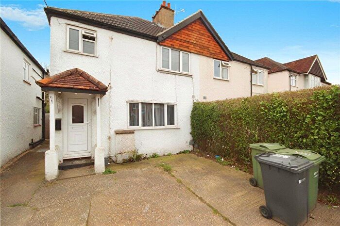 4 Bedroom Semi Detached House To Rent In Aldershot Road, Guildford, GU2