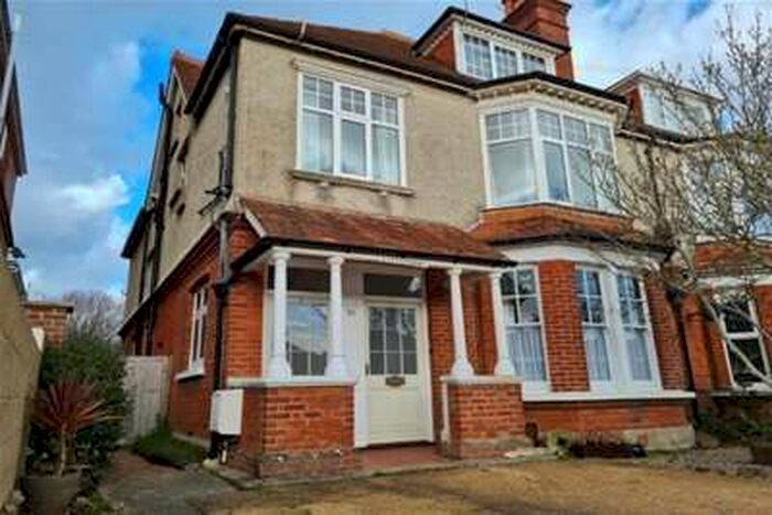 4 Bedroom Flat To Rent In Victoria Road, Sandown, PO36