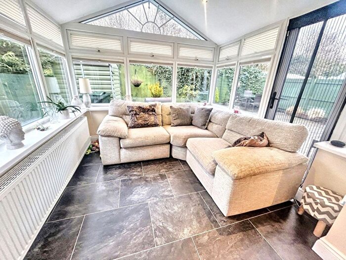 4 Bedroom Link Detached House For Sale In Oakley Close, Annitsford, Cramlington, NE23