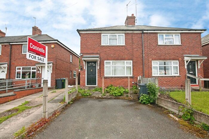 3 Bedroom Semi Detached House For Sale In Marsh Lane, West Bromwich, B71
