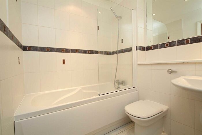 2 Bedroom Flat To Rent In Apt Belgravia House, Brown Street, Altrincham, WA14