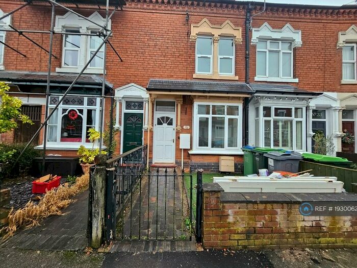3 Bedroom Terraced House To Rent In Bishopton Road, Smethwick, B67