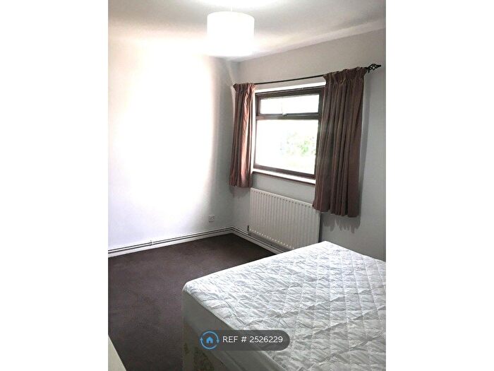 1 Bedroom Flat To Rent In Catherine Lodge, Croydon, CR0