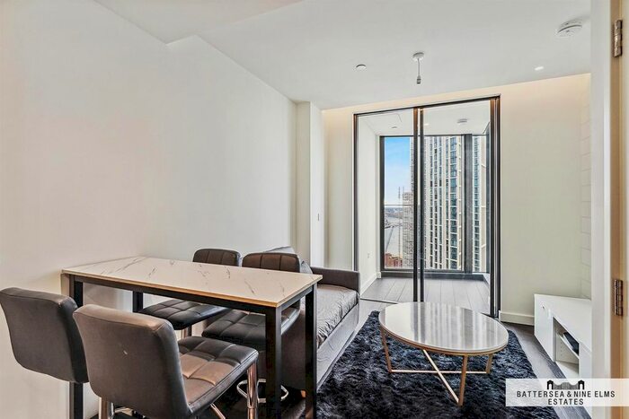 2 Bedroom Flat To Rent In Bondway, London, SW8