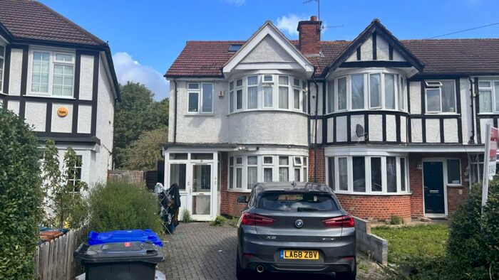 2 Bedroom Flat For Sale In Sandringham Crescent, South Harrow, HA2