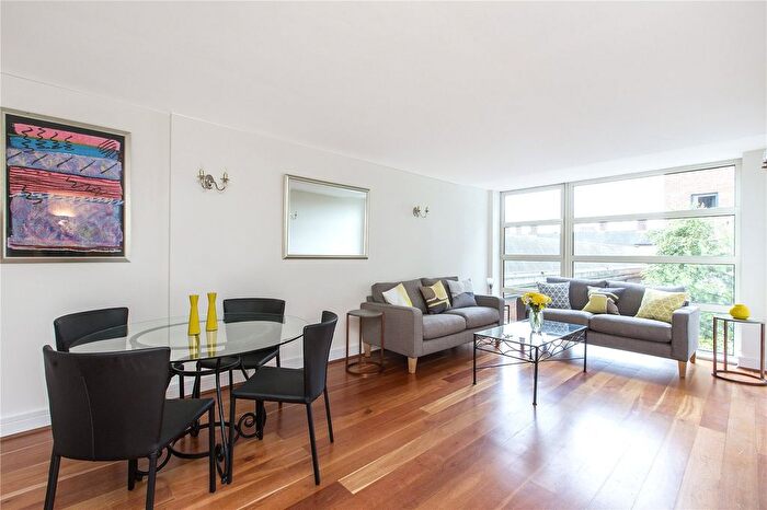 2 Bedroom Flat To Rent In Consort Rise House, Buckingham Palace Road, SW1W