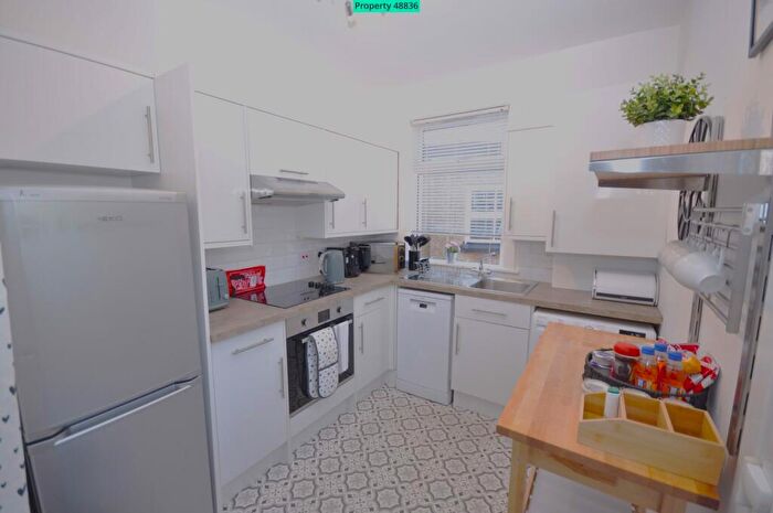 2 Bedroom Bungalow To Rent In Vandeleur Grove, Edinburgh, EH7