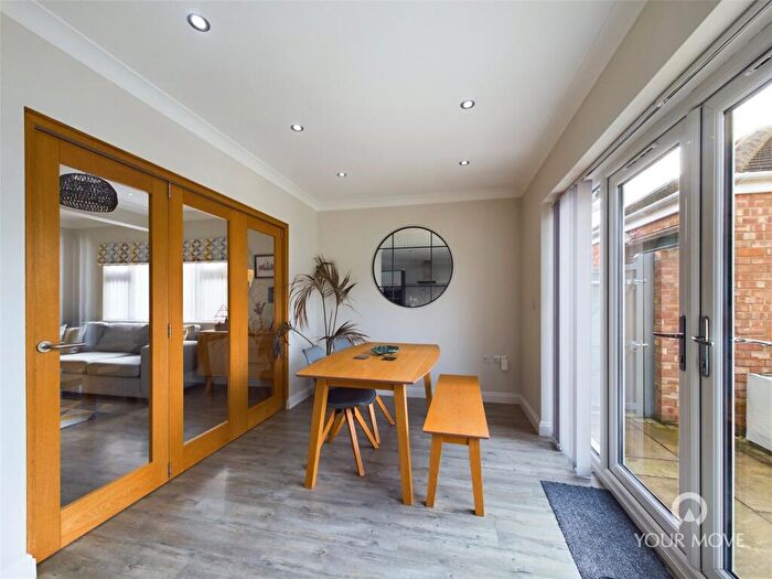 3 Bedroom Bungalow For Sale In Gunton Drive, Lowestoft, Suffolk, NR32