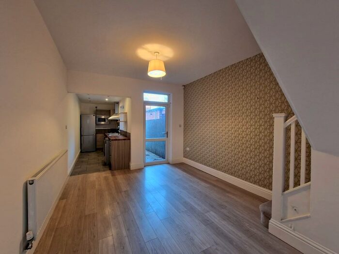 2 Bedroom Terraced House To Rent In Clarendon Park Road, Clarendon Park, Leicester, LE2