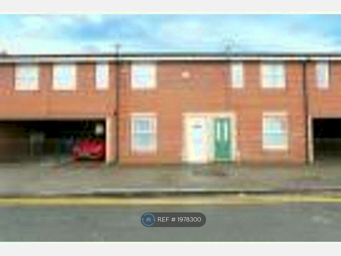 2 Bedroom Terraced House To Rent In Cave Street, Hull, HU5