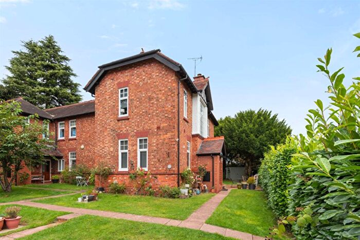 3 Bedroom Semi Detached House To Rent In Catherines Close, Catherine-De-Barnes, Solihull, B91