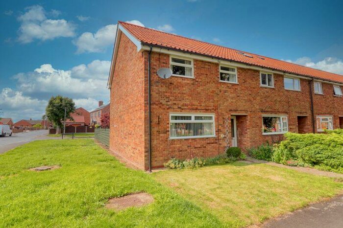 3 Bedroom Terraced House For Sale In Meredyke Road, Luddington, DN17