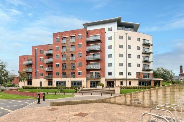1 Bedroom Flat To Rent In Waterside, St. James Court West, Accrington, BB5