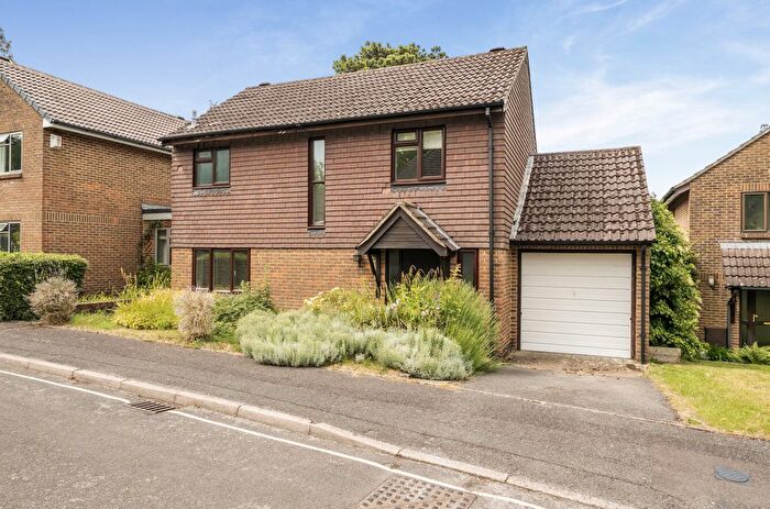 3 Bedroom Detached House For Sale In Nursery Gardens, Winchester, Hampshire, SO22