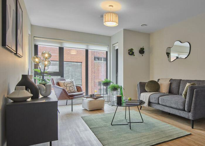 2 Bedroom Apartment To Rent In Weavers Yard, Newbury Newbury, RG14