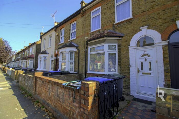 3 Bedroom Terraced House To Rent In Catisfield Road, Enfield, EN3