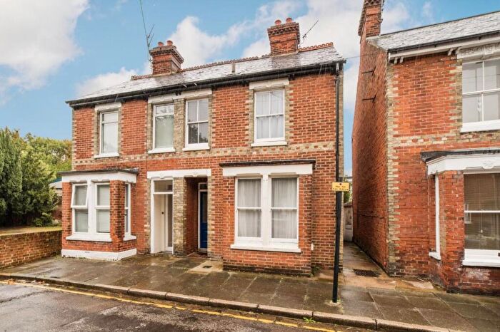 1 Bedroom Terraced House To Rent In Albert Road, Canterbury, Kent, CT1