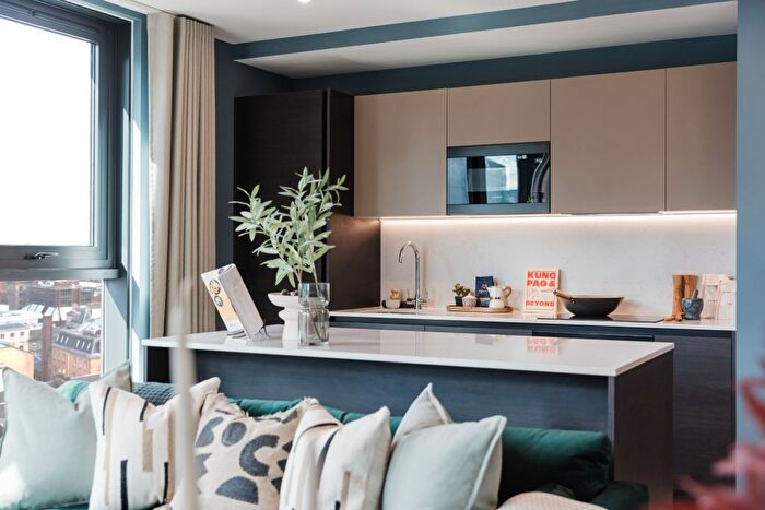 2 Bedroom Flat To Rent In Holland Street, Glasgow, G2