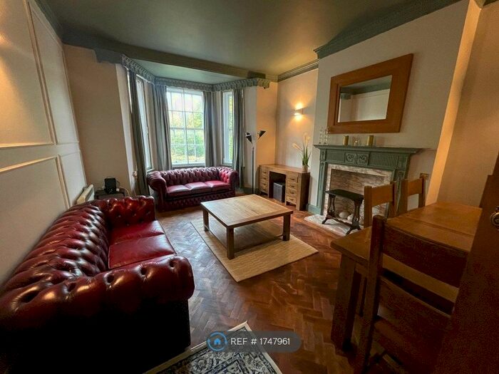 2 Bedroom Flat To Rent In Kenilworth Court, Birmingham, B16