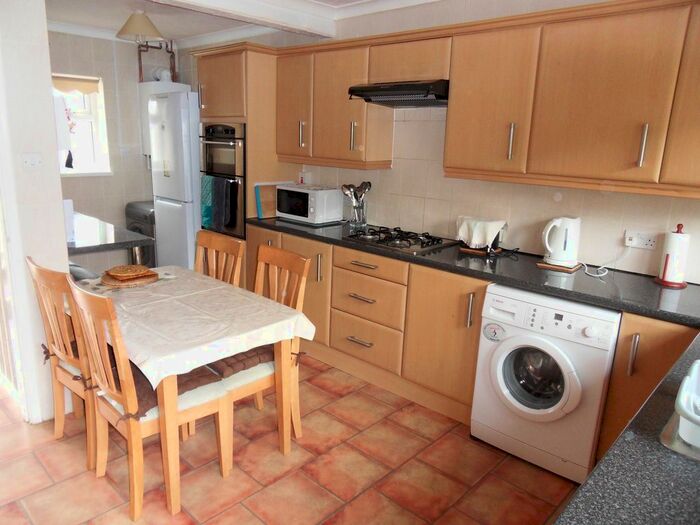 3 Bedroom Flat To Rent In Blackbrook Road, Loughborough LE11