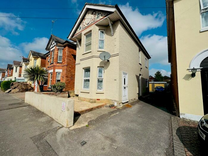 1 Bedroom Flat To Rent In Markham Road, Bournemouth, BH9