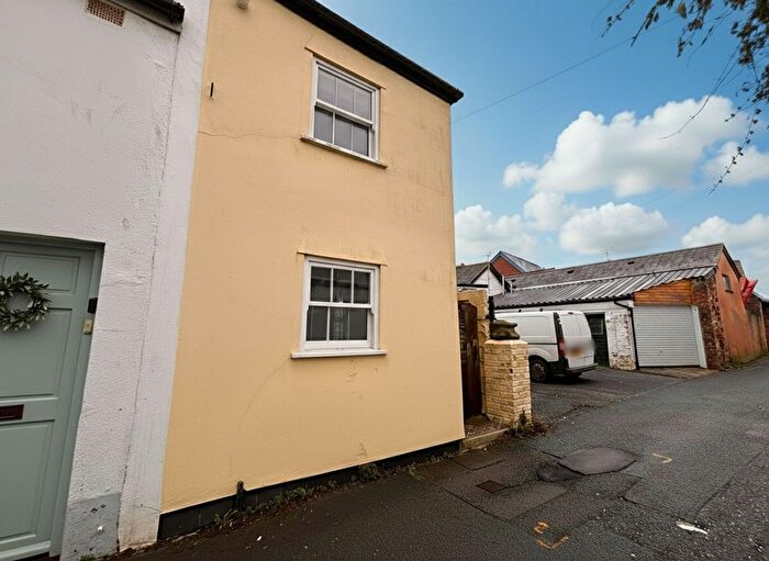 2 Bedroom Cottage To Rent In Dagmar Street, Shaldon, TQ14