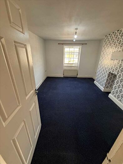 1 Bedroom Flat To Rent In Harmer Street, Gravesend, DA12