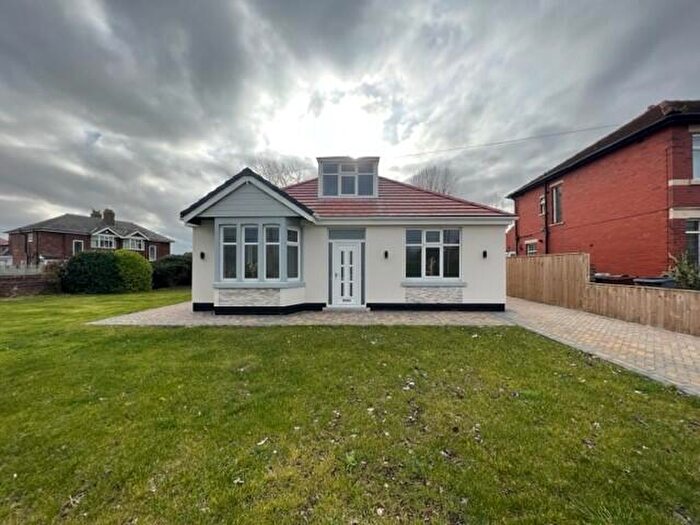 3 Bedroom Bungalow To Rent In Church Road, Lytham St.Annes, FY8