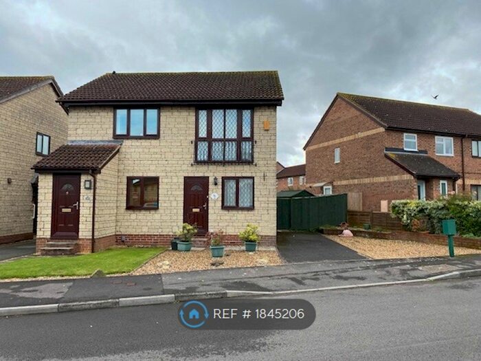 1 Bedroom Semi-Detached House To Rent In Paddock Close, Bristol, BS32