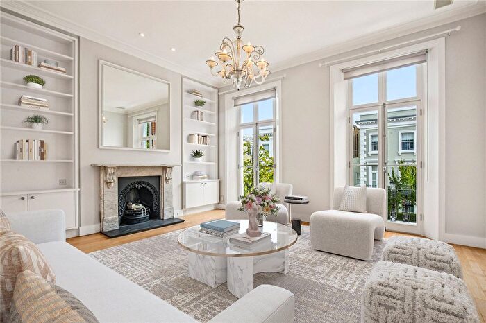 4 Bedroom Detached House To Rent In Denbigh Road, Notting Hill, London, W11