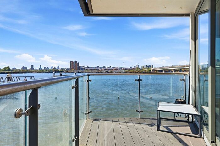 2 Bedroom Flat For Sale In The Galley, Basin Approach, London, London, E16