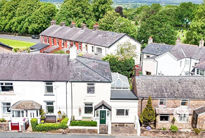 2 Bedroom Property For Sale In Ribchester Road, Clayton Le Dale, BB1