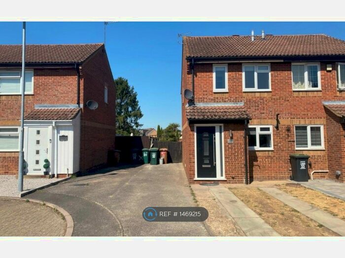 2 Bedroom Semi-Detached House To Rent In Ladywalk, Maple Cross, Rickmansworth, WD3