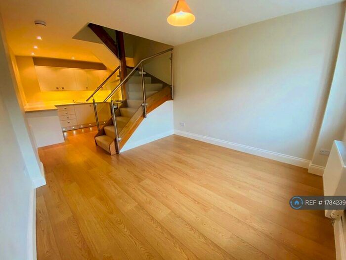 1 Bedroom Terraced House To Rent In Manor Road, Didcot, OX11