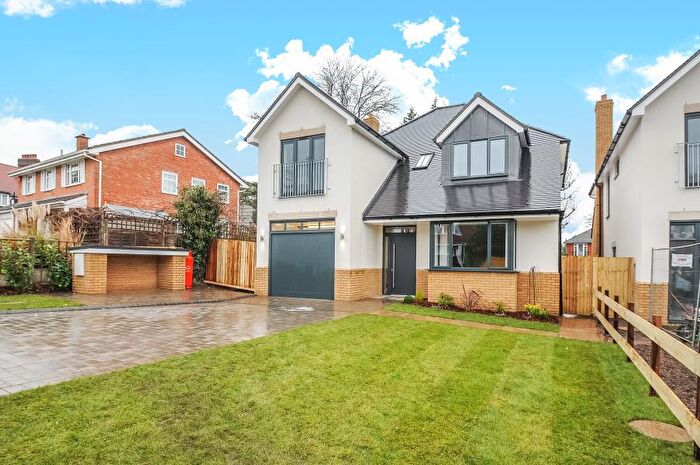 5 Bedroom Detached House To Rent In Oakhill Avenue, HA5