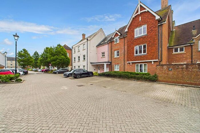 2 Bedroom Apartment For Sale In St. Agnes Place, Chichester, PO19