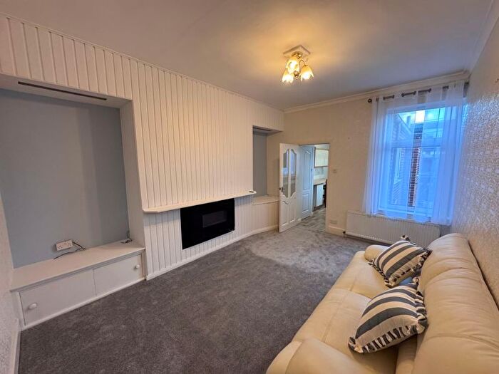 3 Bedroom Flat For Sale In Vine Street, South Shields, NE33