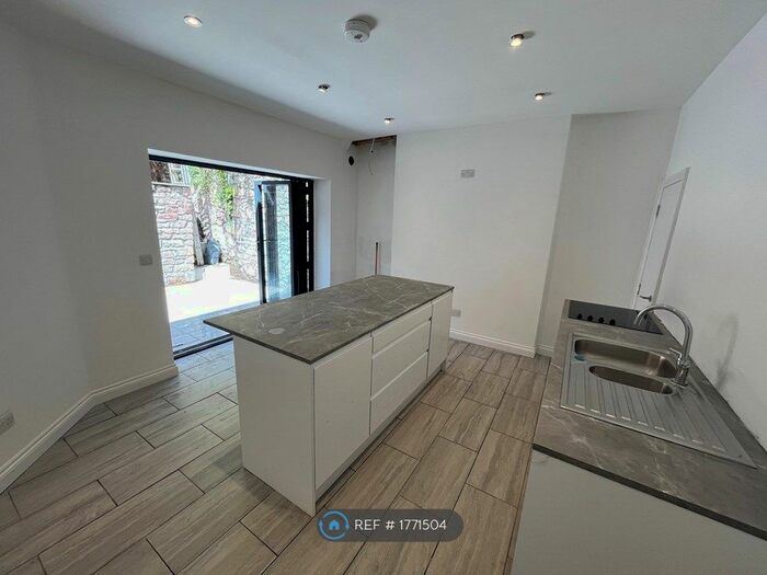 3 Bedroom Terraced House To Rent In Jacobs Wells Road, Bristol, BS8