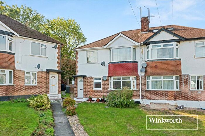 2 Bedroom Flat For Sale In Meadway Close, New Barnet, EN5
