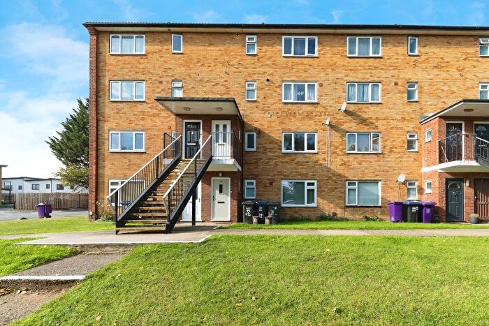 1 Bedroom Maisonette For Sale In Shepherds Mead, Hitchin, Hertfordshire, SG5