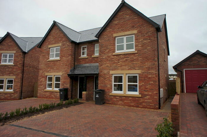 3 Bedroom Semi-Detached House To Rent In Laripots Close, Dalston, Carlisle, CA5