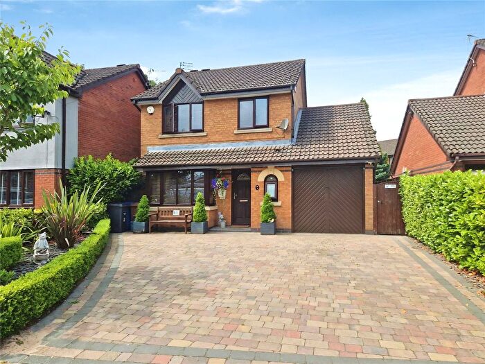 3 Bedroom Detached House For Sale In Kinsley Drive, Worsley, Manchester, Greater Manchester, M28