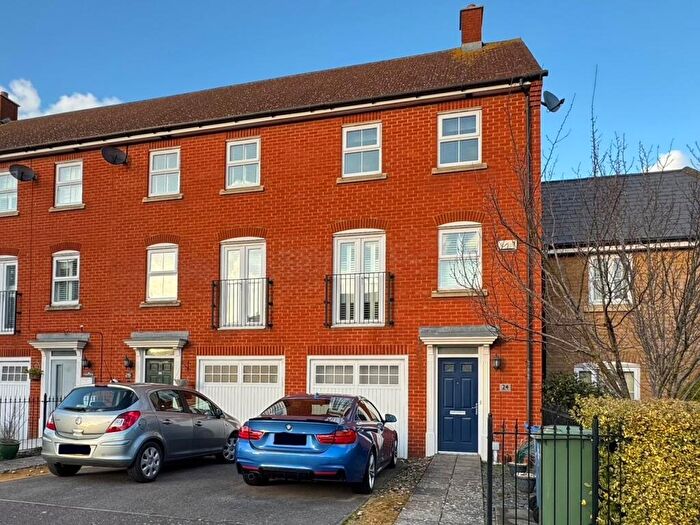 3 Bedroom House To Rent In Carnation Crescent, Sittingbourne, ME10