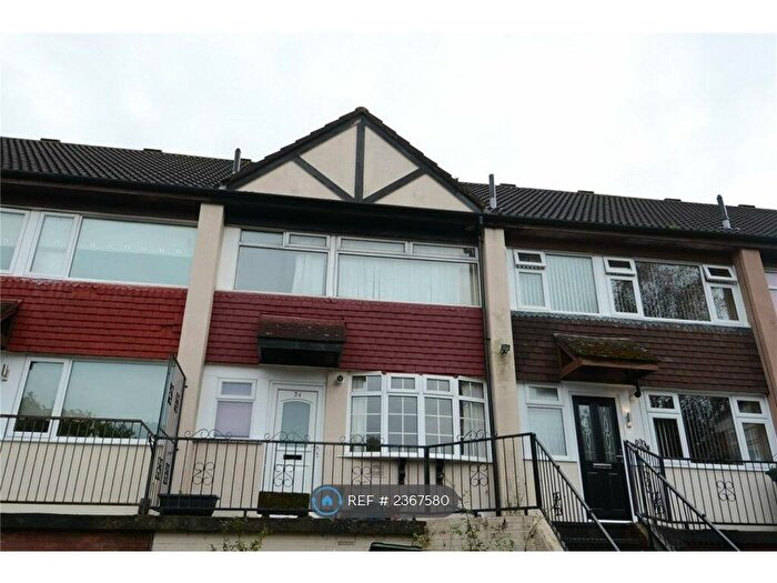 3 Bedroom Terraced House To Rent In The Meadow, Wirral, CH49