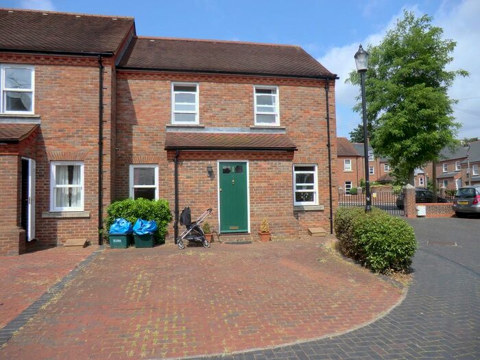 3 Bedroom End Of Terrace House To Rent In Ryder Seed Mews, St Albans, AL1