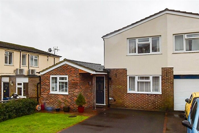 4 Bedroom Semi Detached House For Sale In Sherrydon, Cranleigh, Surrey, GU6