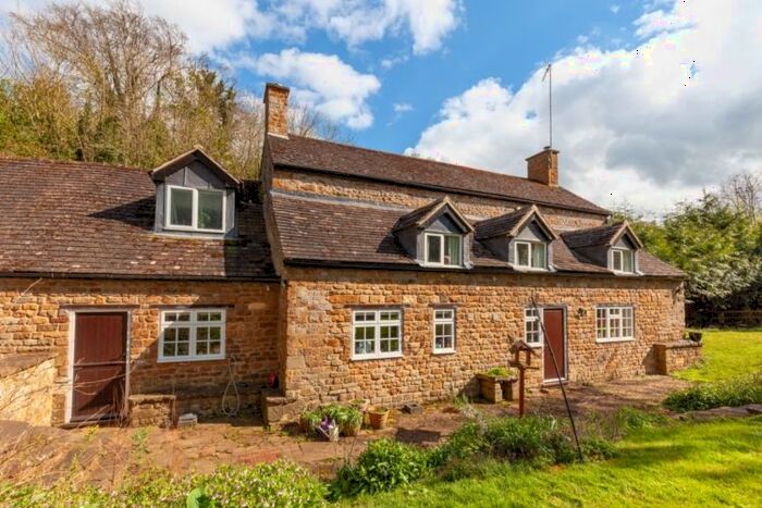 4 Bedroom Detached House To Rent In Main Road, Broughton, Banbury, OX15