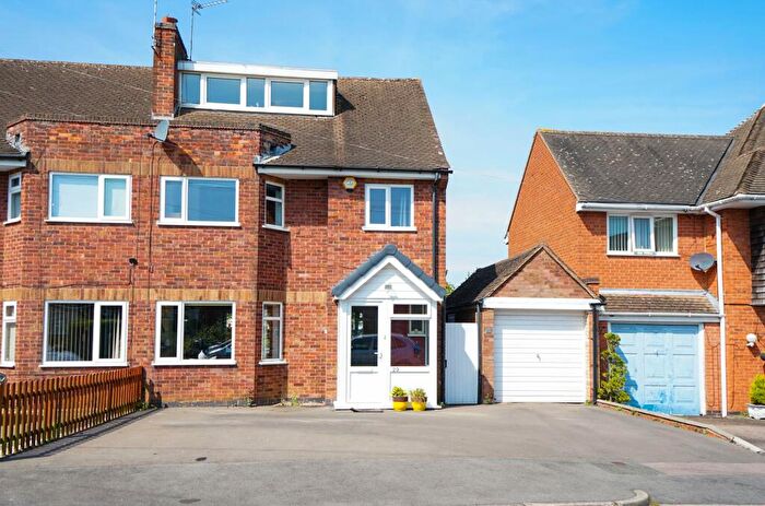 4 Bedroom Semi-Detached House For Sale In Hill Way, Oadby, Leicester, LE2