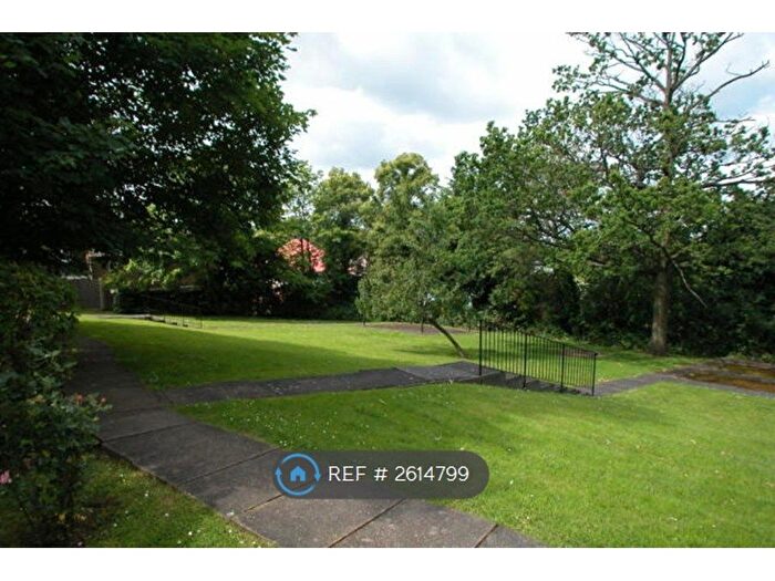 2 Bedroom Flat To Rent In Mansfield Heights, London, N2