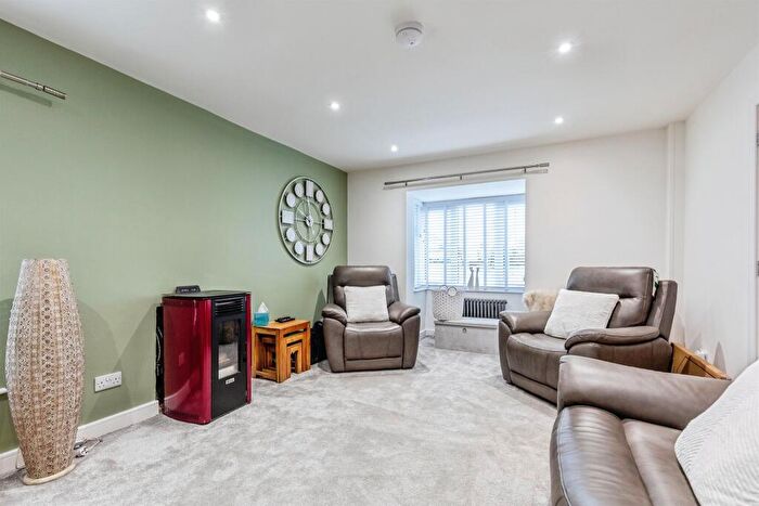 3 Bedroom Detached House For Sale In Highridge Road, Bishopsworth, Bristol, BS13